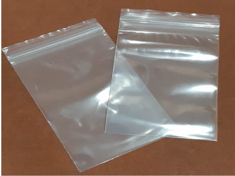 Túi zipper chỉ trắng